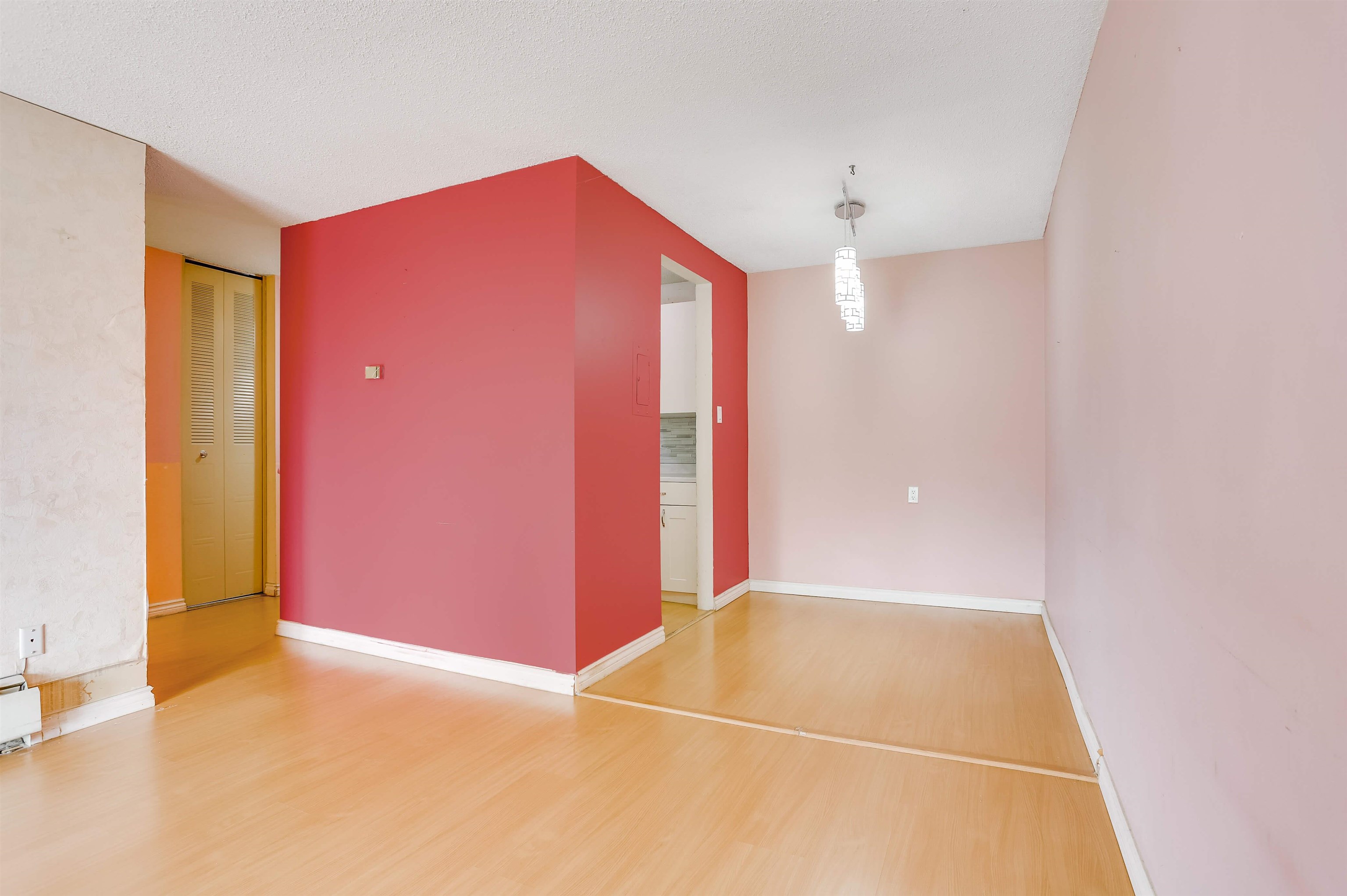 306 331 KNOX STREET, New Westminster, BC, V3L 3N4 (262719577)