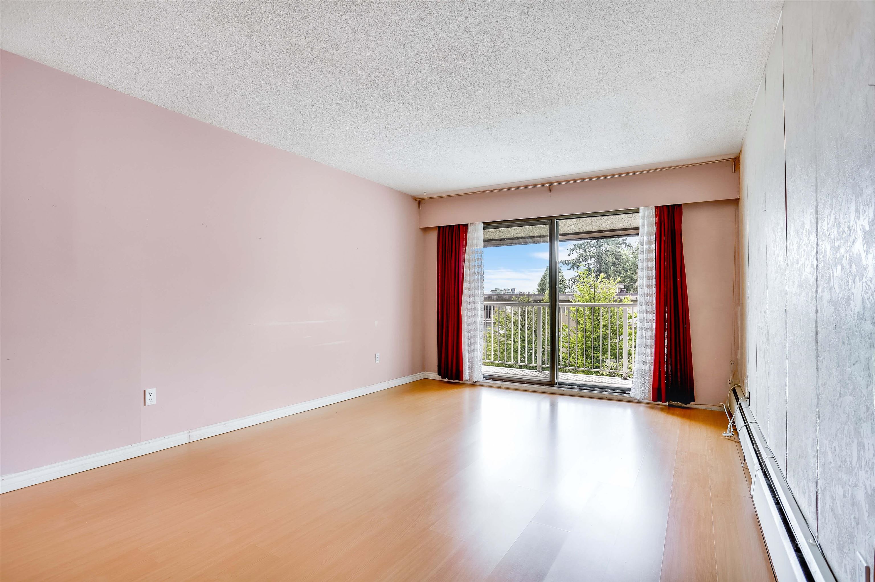 306 331 KNOX STREET, New Westminster, BC, V3L 3N4 (262719577)