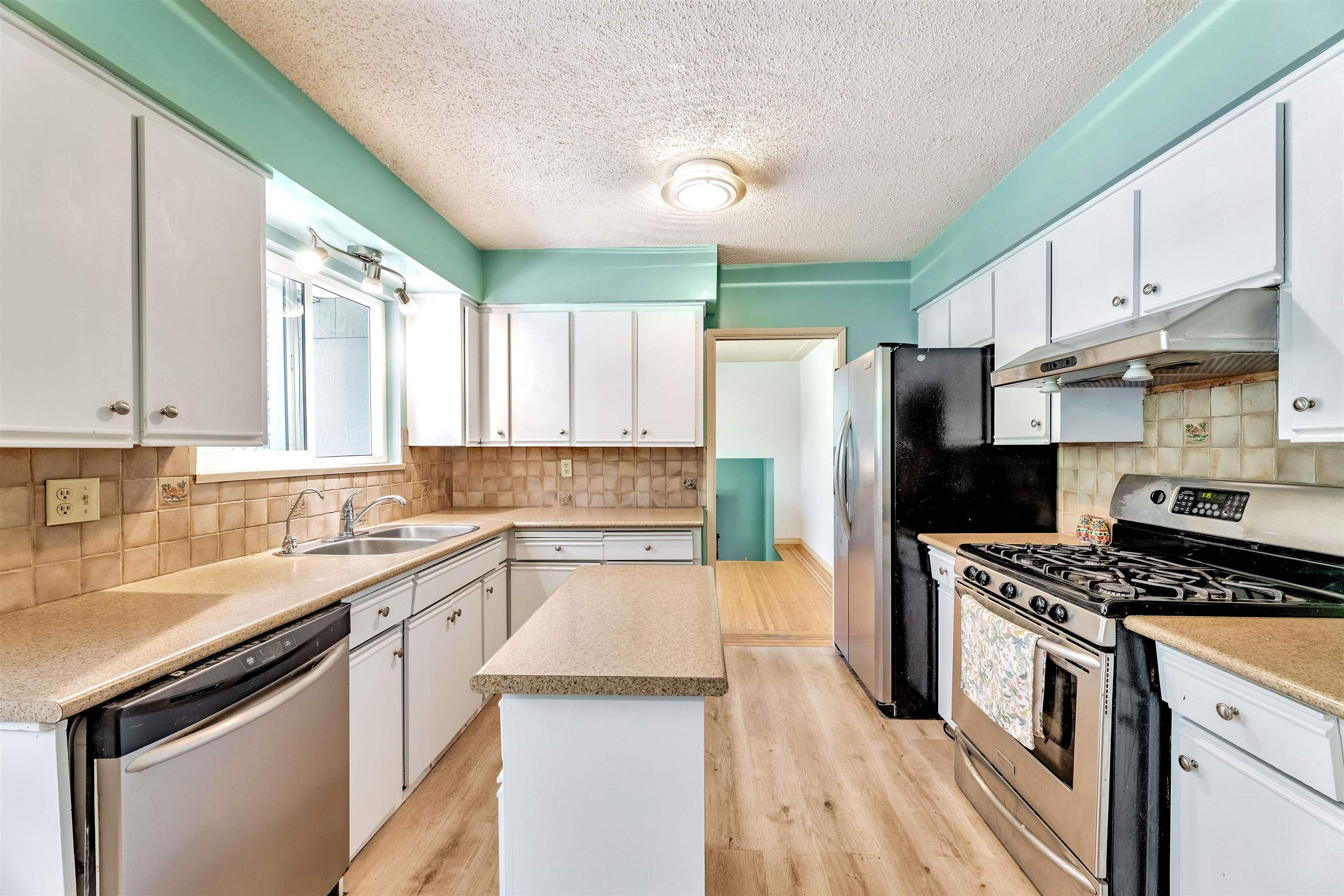 891 52A STREET, Delta, BC, V4M 3A1 (262823321)