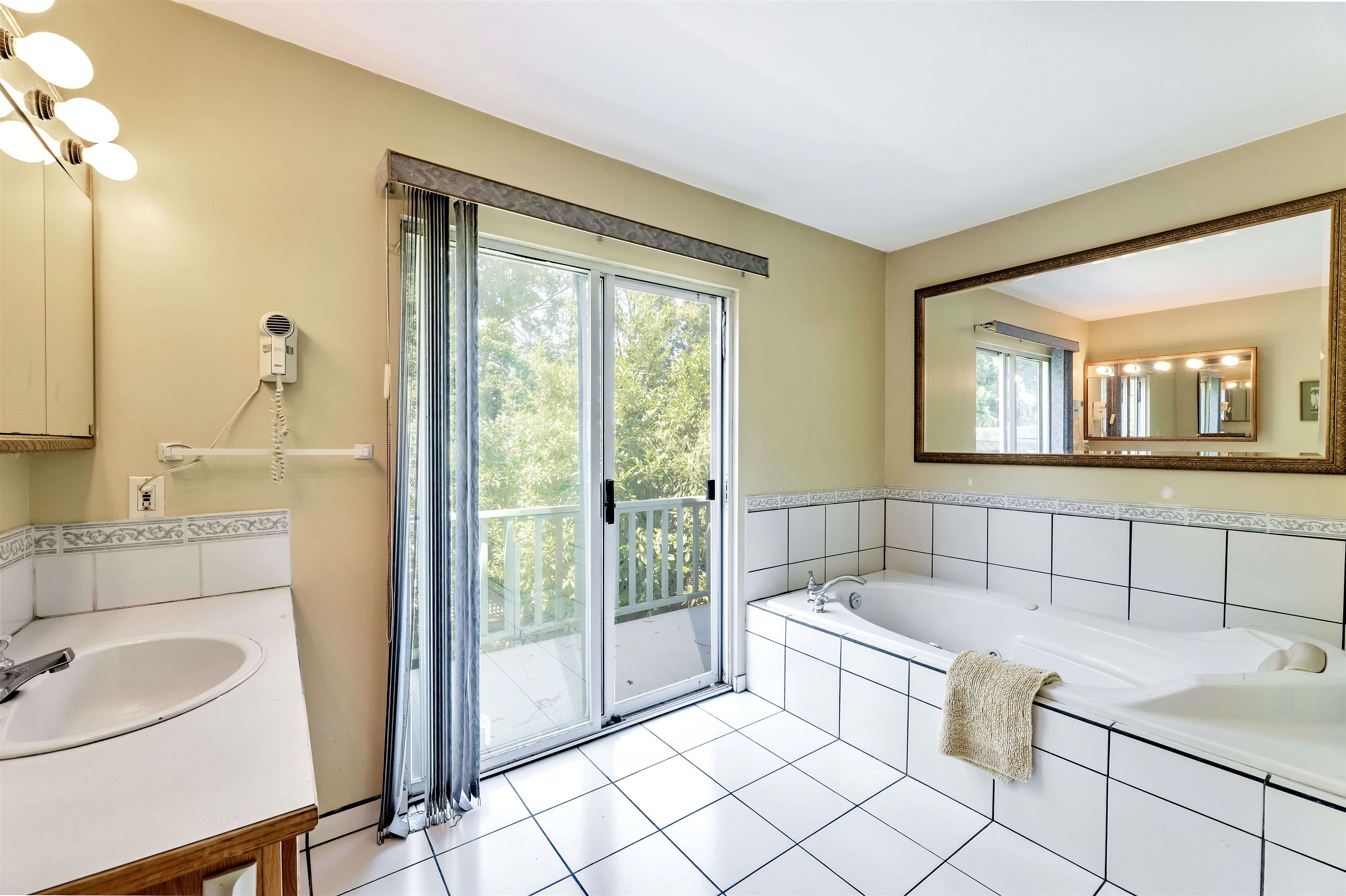 891 52A STREET, Delta, BC, V4M 3A1 (262823321)